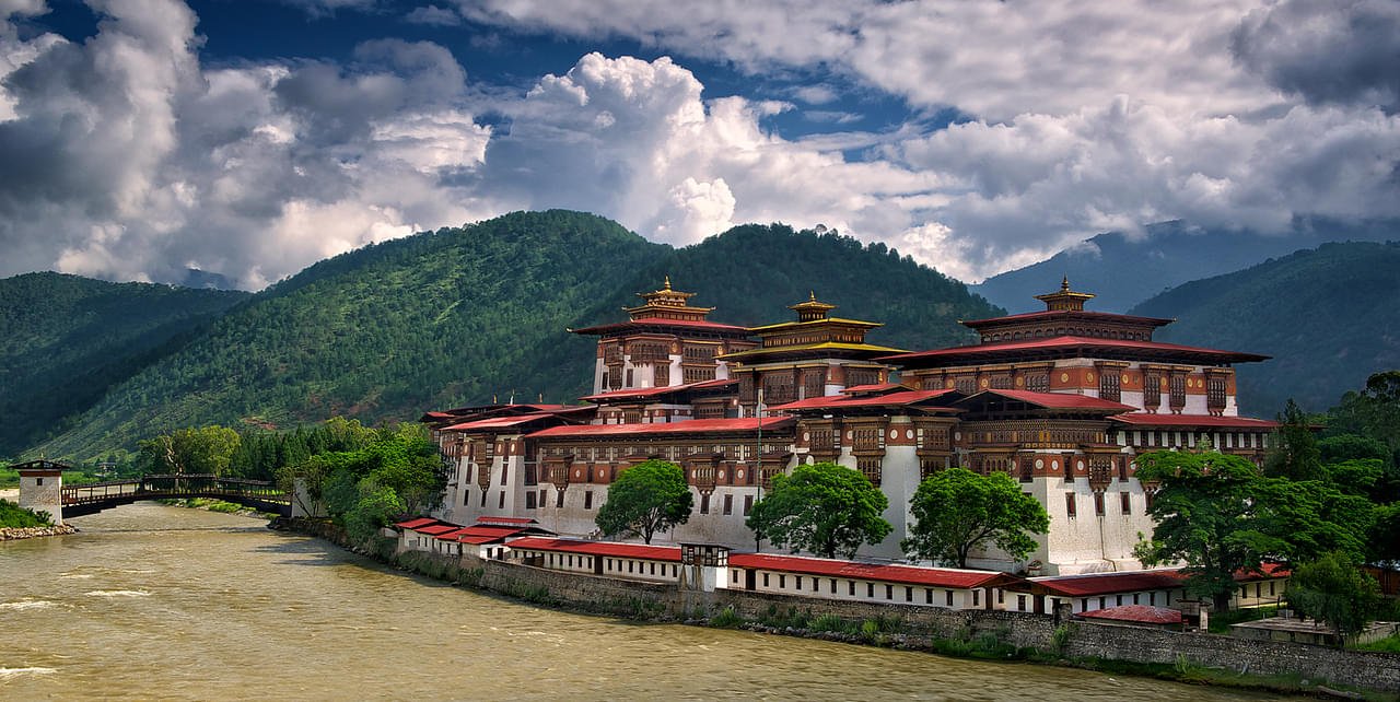 1464189226_Punakha-Dzong